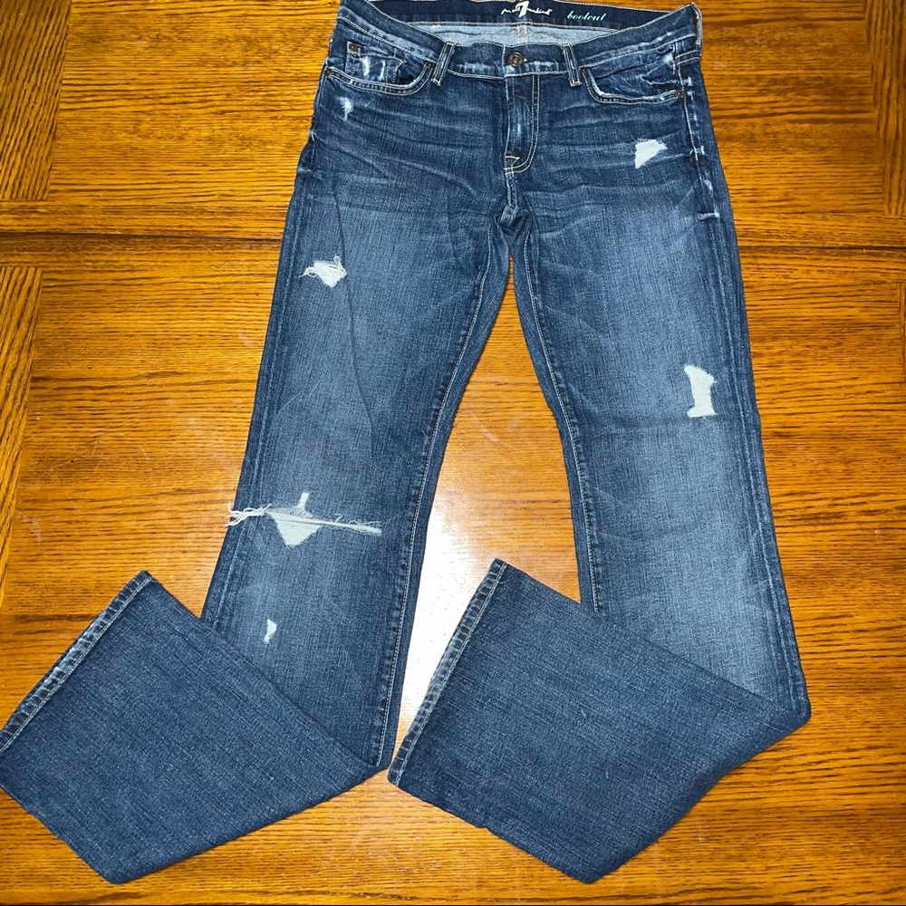7FAM distressed bootcut jeans sz 30